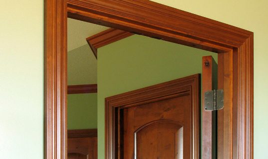 What is the thickness of wooden door frame depend on